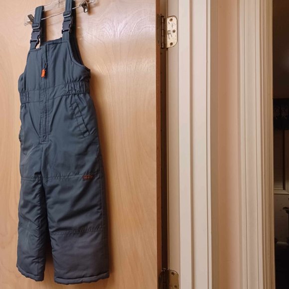 OshKosh B'Gosh Grey Snow Suit 4T Kids - Picture 2 of 4